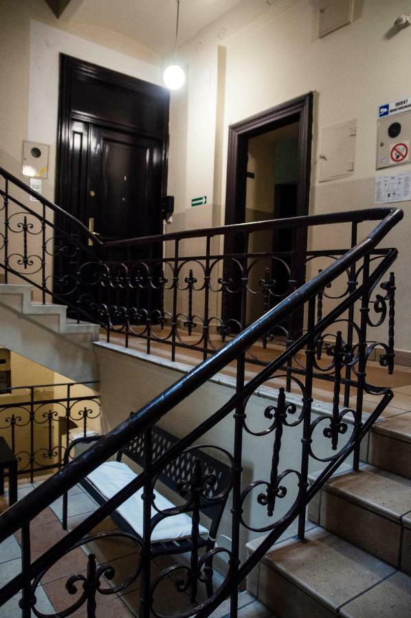 Cracow Jacuzzi Apartments - Silver Room Krakkó Kültér fotó